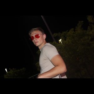 Meet your Posher, Jamin